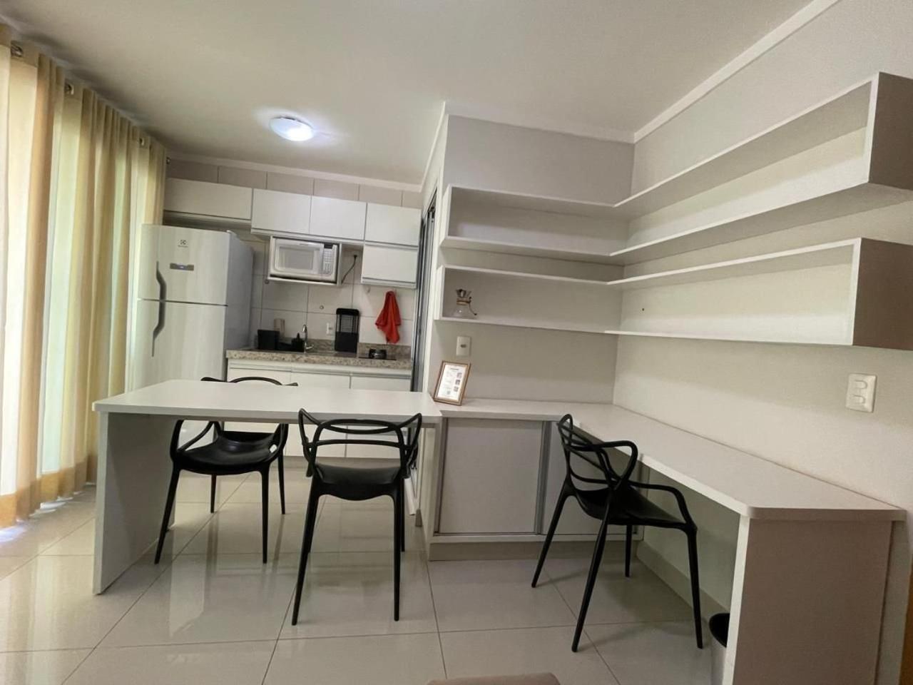 Moderno Flat Com Vista Para O Parque Vaca Brava Goiânia Exteriör bild