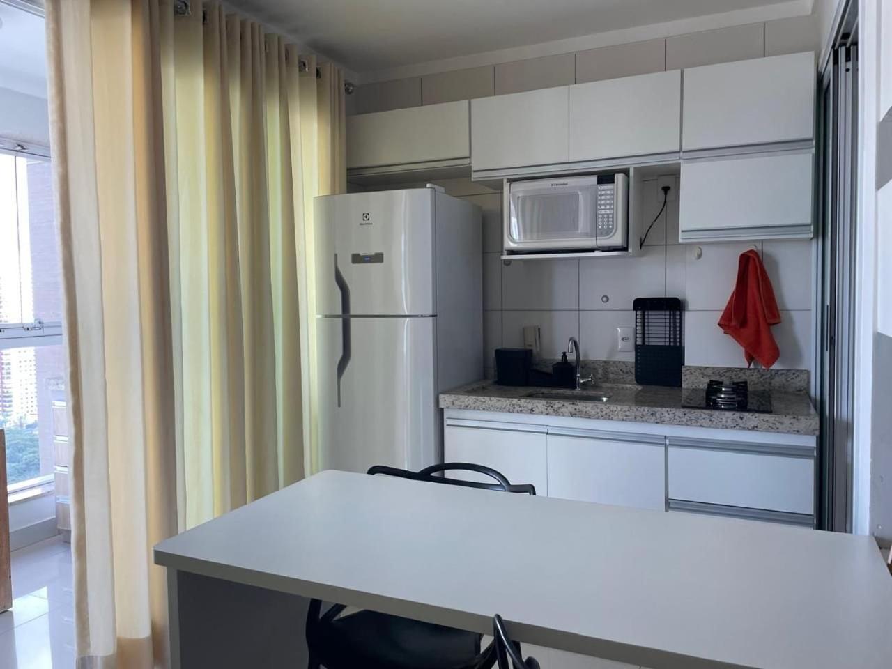 Moderno Flat Com Vista Para O Parque Vaca Brava Goiânia Exteriör bild