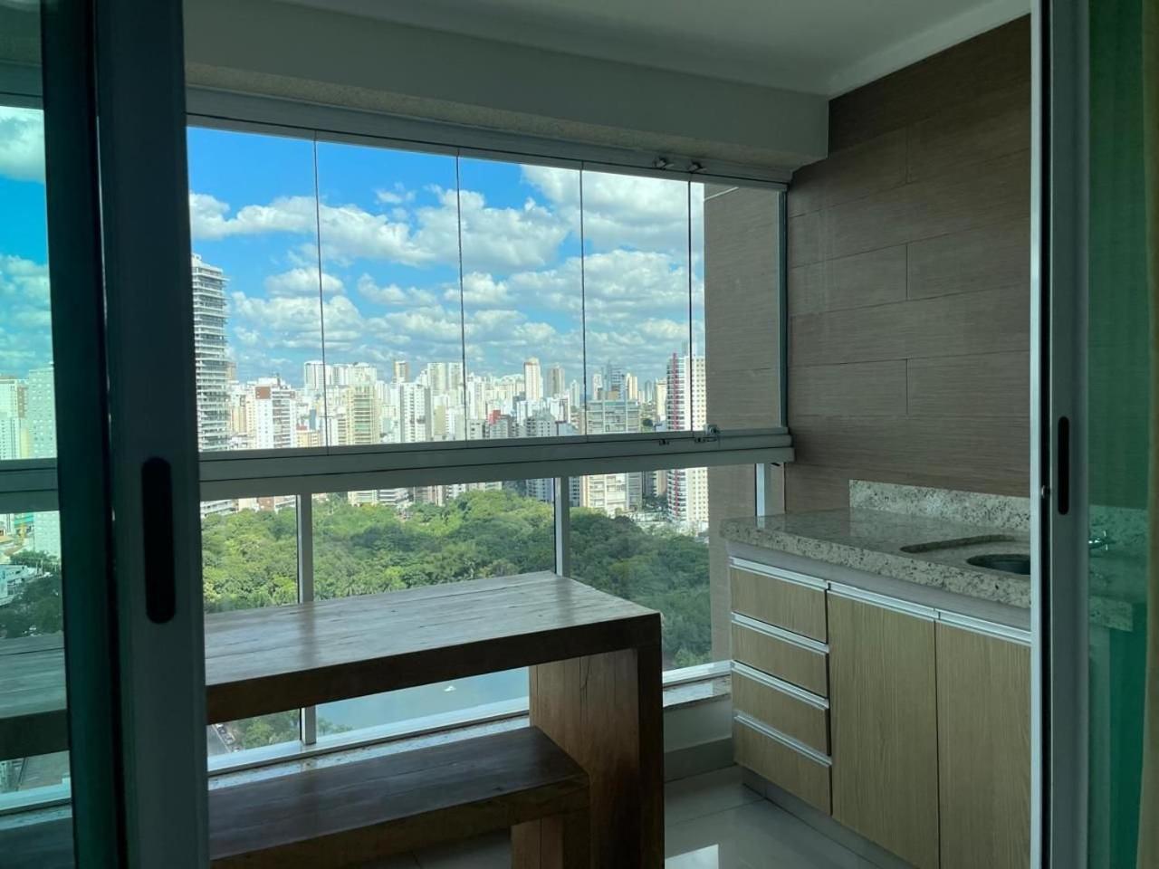 Moderno Flat Com Vista Para O Parque Vaca Brava Goiânia Exteriör bild