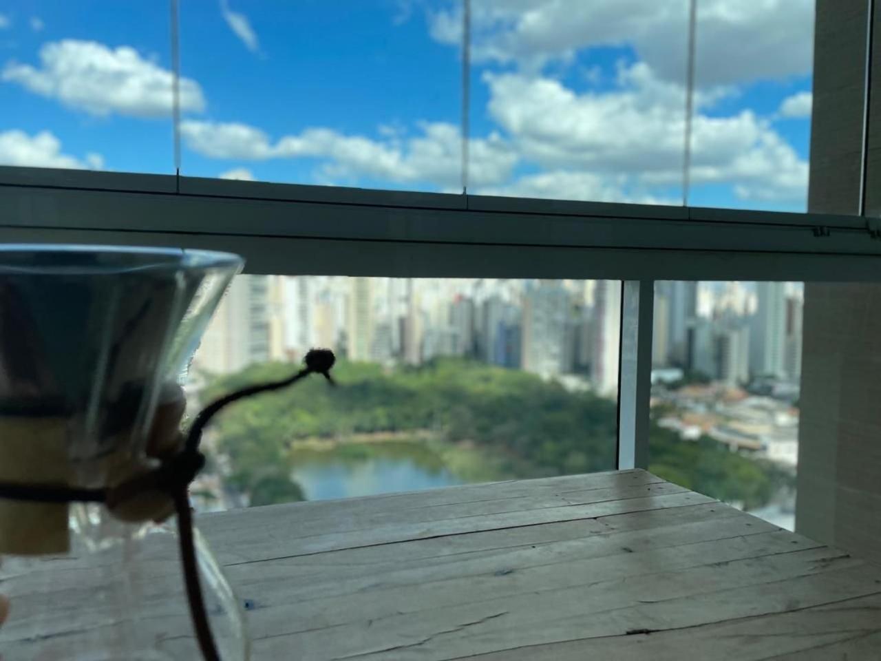 Moderno Flat Com Vista Para O Parque Vaca Brava Goiânia Exteriör bild