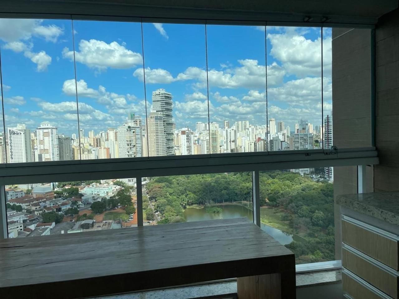Moderno Flat Com Vista Para O Parque Vaca Brava Goiânia Exteriör bild